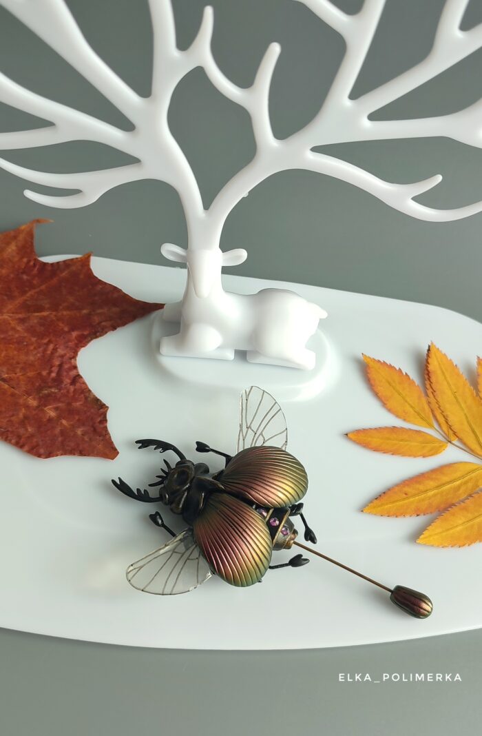 Брошь «Жук» из полимерной глины — изображение 8