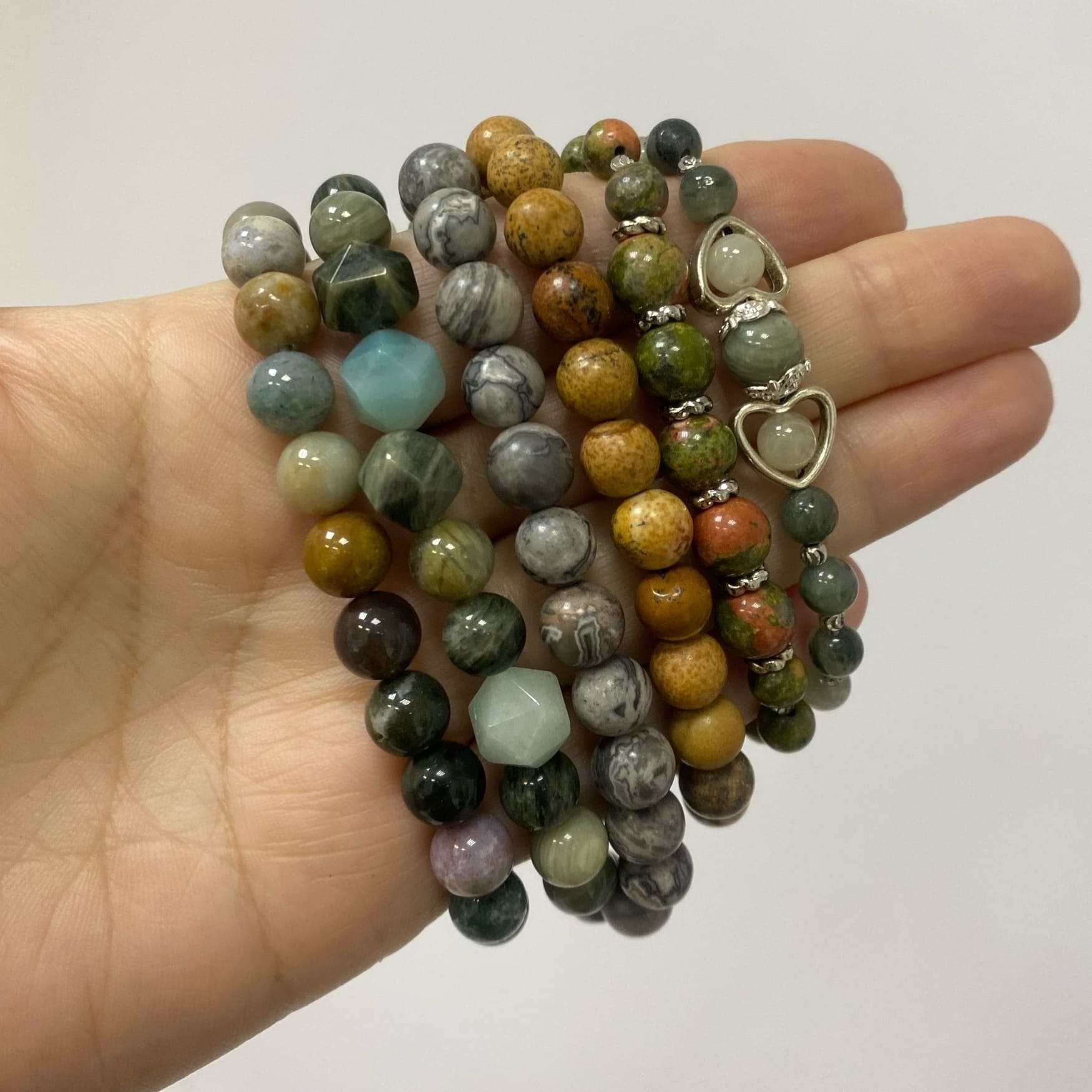 яшма Логотип Мастерская «Камни от Светланы»: гармония природы в каждом украшении