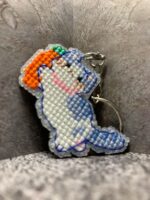 Брелок - "Котик с морковкой"