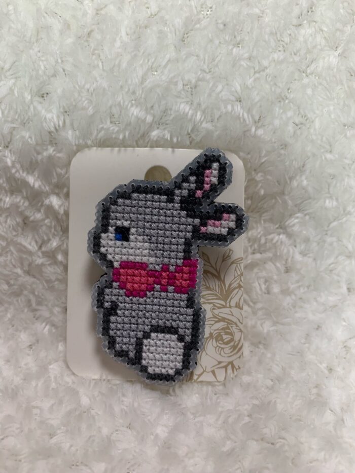 Парные броши «Неразлучники»: два кролика, одна душа. — изображение 2