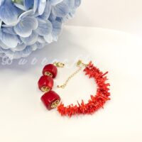 Браслет из кораллов