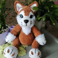 Собака Хаски вязанная игрушка