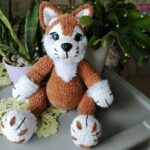 Собака Хаски вязанная игрушка