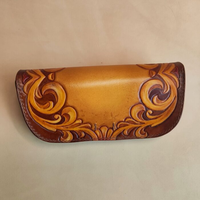 Футляр для очков с тиснением «Завиток» — изображение 3