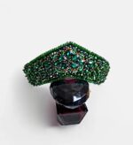 Кокошник ручной работы из изумрудных бусин