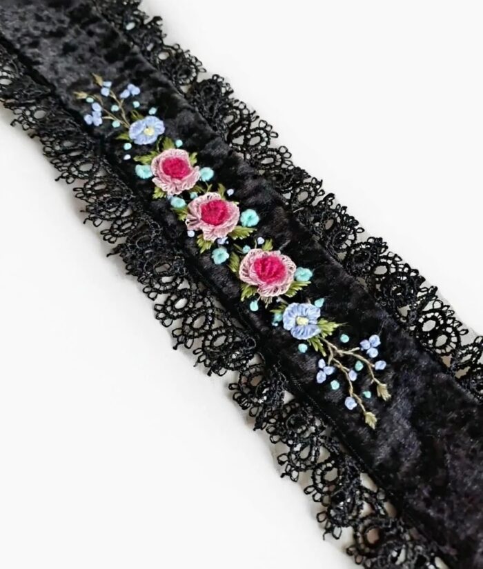 Чокер бархатный ручной работы с вышивкой — изображение 2