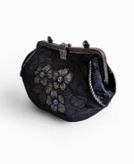 Сумка ручной работы из чёрной экозамши с аппликацией