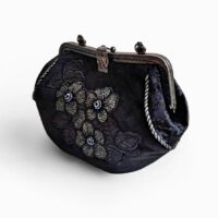 Сумка ручной работы из чёрной экозамши с аппликацией