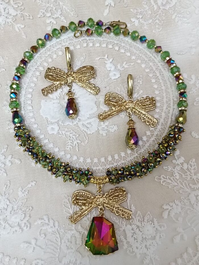 Комплекты колье и серьги — изображение 8