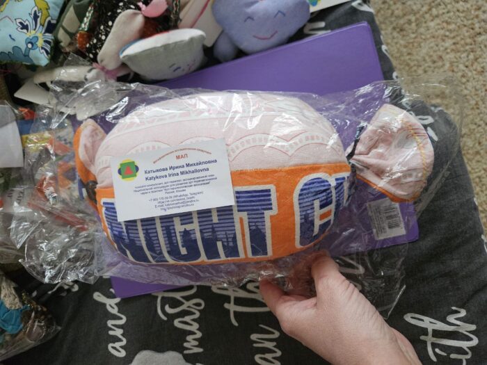 Декоративные миниподушки-антистресс пэчворк и вязание — изображение 4