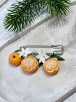 Броши с мандаринами