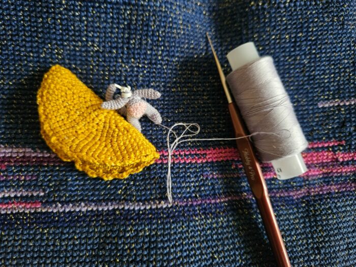 Вязаная сумка-планшет-трансформер с 3д_элементами "Нет ничего невозможного" — изображение 4