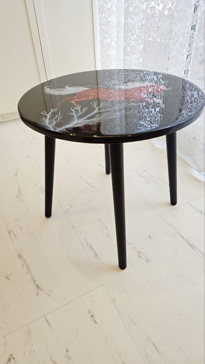 Журнальный столик "Рыжий конь" — изображение 2