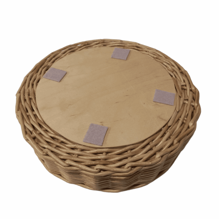 Плетеный поднос на фанерном дне — изображение 2