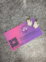 Откройте для себя очарование милых серёг с изображением белых котиков! Этот забавный и трогательный аксессуар мгновенно поднимет настроение и добавит нотку игривости в любой образ. Серьги выполнены в стиле «каваи» — японской эстетике милоты, которая покорила весь мир.