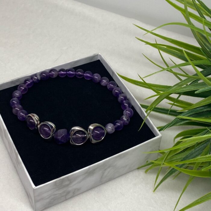 Логотип Мастерская «Камни от Светланы»: гармония природы в каждом украшении