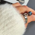 Комплект украшений "Лунное сияние" (колье, серьги, кольцо) из натурального жемчуга — изображение 6