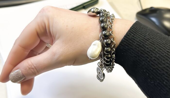 Браслет из гематита с цепочкам — изображение 2