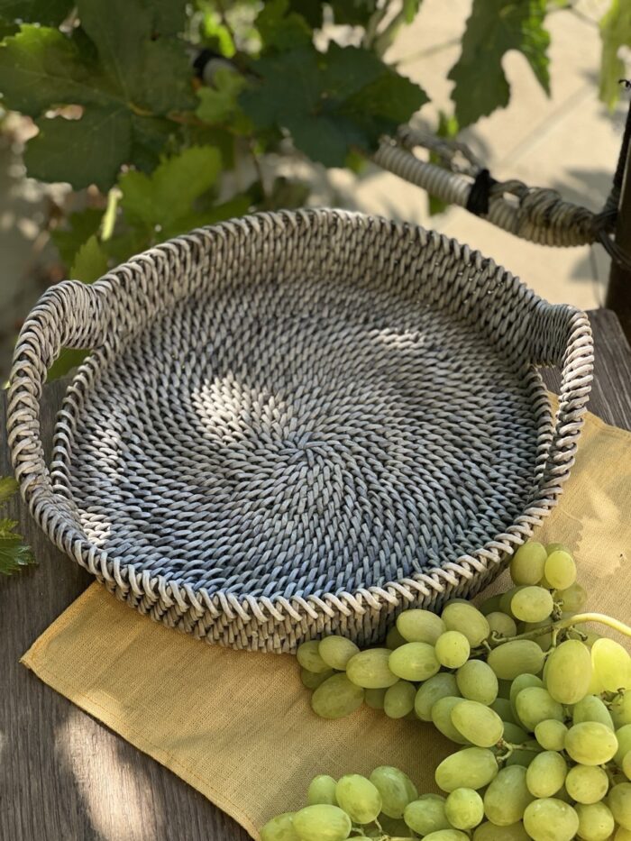 Добро пожаловать в «Плетёный Уют от Елены» — мастерскую, где ваш дом обретает душу и характер.