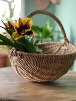 Добро пожаловать в «Плетёный Уют от Елены» — мастерскую, где ваш дом обретает душу и характер.