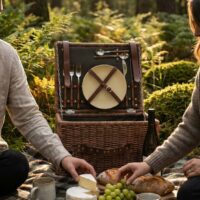 Добро пожаловать в «Плетёный Уют от Елены» — мастерскую, где ваш дом обретает душу и характер.