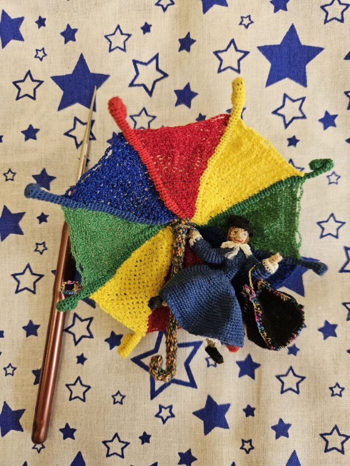 Брошь-трансформер "Здравствуй, Мэри Поппинс!", вязаная крючком — изображение 5