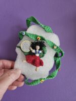 Брошь-трансформер "Танец Жизни. Эсмеральда", вязаная крючком