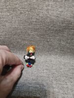 Брошь-трансформер "Топчущийся мим", вязаная крючком — изображение 4