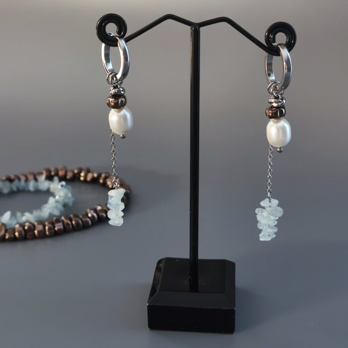 Комплект украшений (колье и серьги) "Две половинки" из натуральных камней — изображение 4