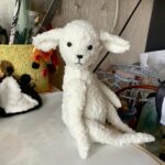 Логотип Плюшевое счастье — где рождаются верные друзья!