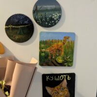 Магнит на холодильник