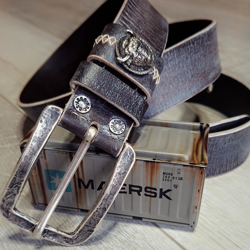 20260317_070615 Авторский ремень "Серебряный бизон". — изображение 1