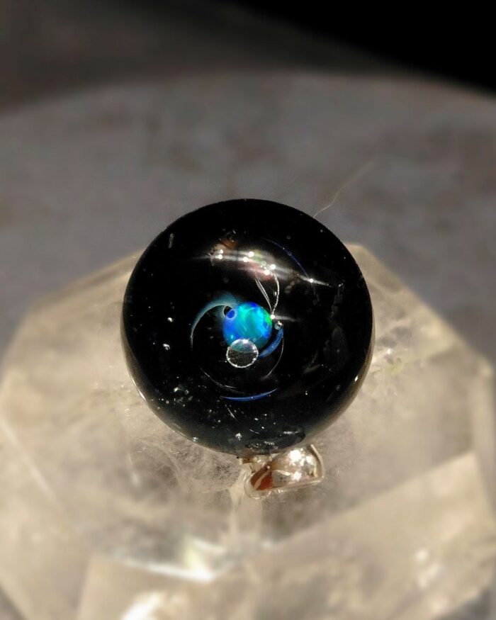 Кулон Вселенная из серии Черный бриллиант 3I Atlas — изображение 4