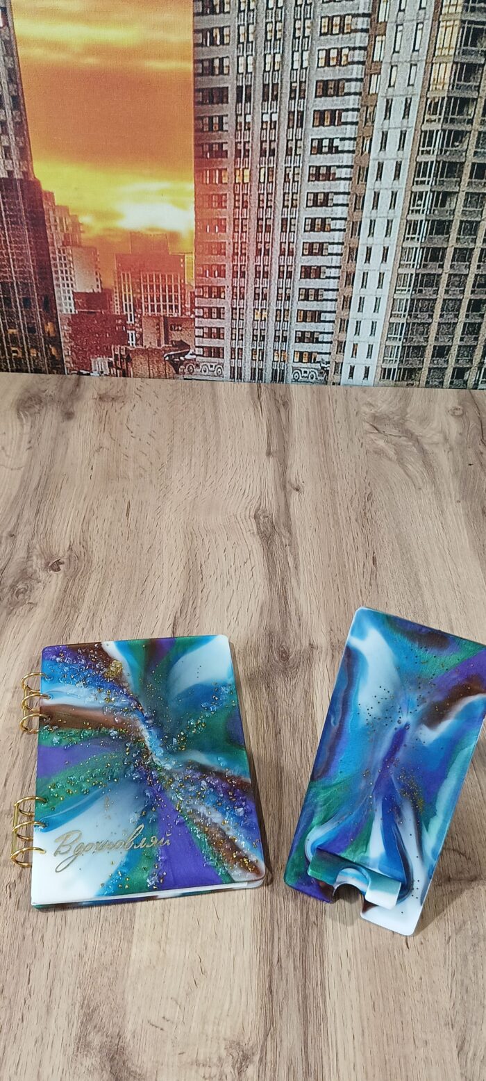 Премиум-набор: Блокнот и держатель для телефона — изображение 4