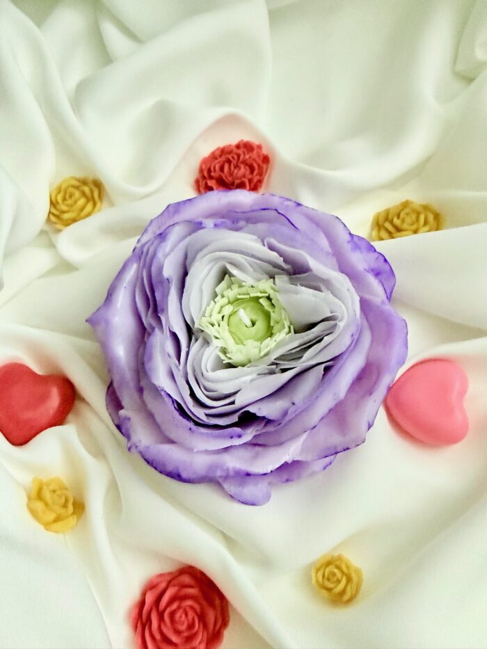 Декоративная свеча-цветок «Роза» ручной работы — изображение 7