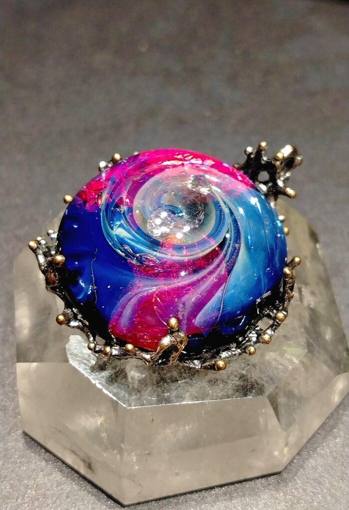 Медальон Мисс Вселенная — изображение 2