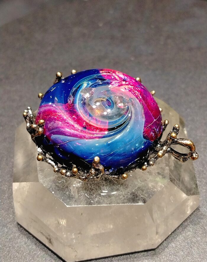 Медальон Мисс Вселенная — изображение 3