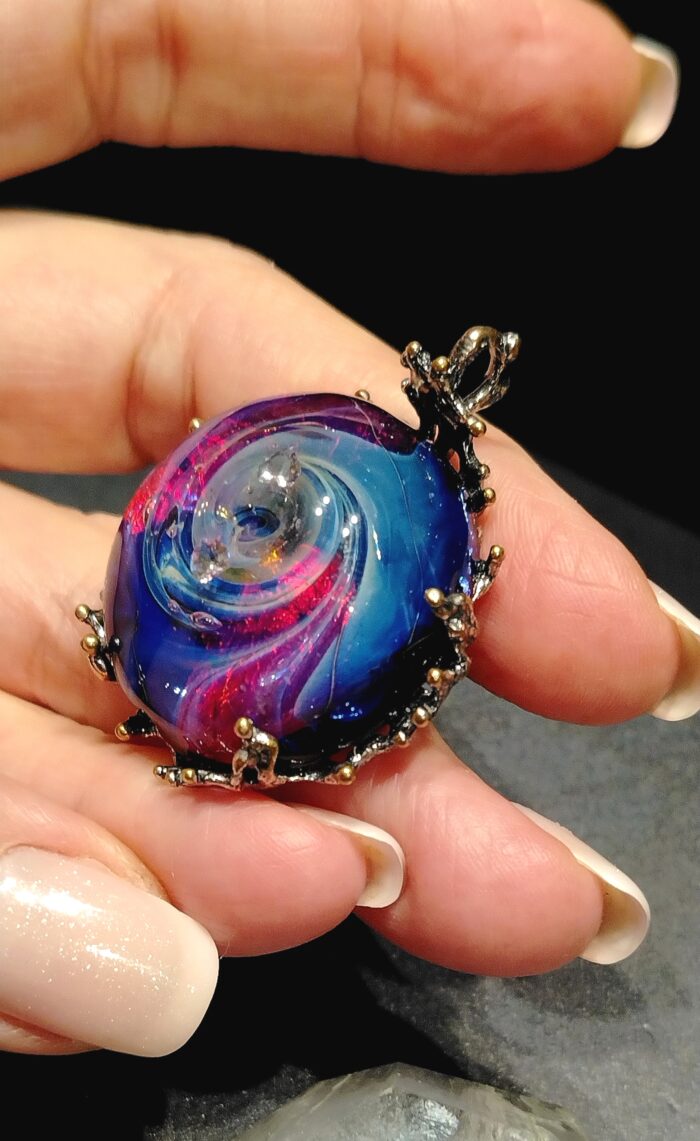 Медальон Мисс Вселенная — изображение 13