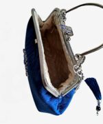 Сумка с фермуаром из темно-синего бархата с кистью — изображение 5