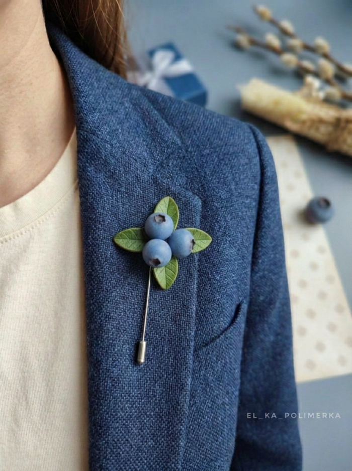 Брошь-игла "Голубика" — изображение 3