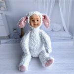 Игрушка зайчик в смешанной технике