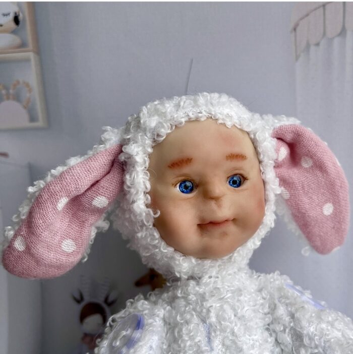 Игрушка зайчик в смешанной технике — изображение 3