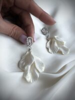 Серьги "Лепестки жемчужные"
