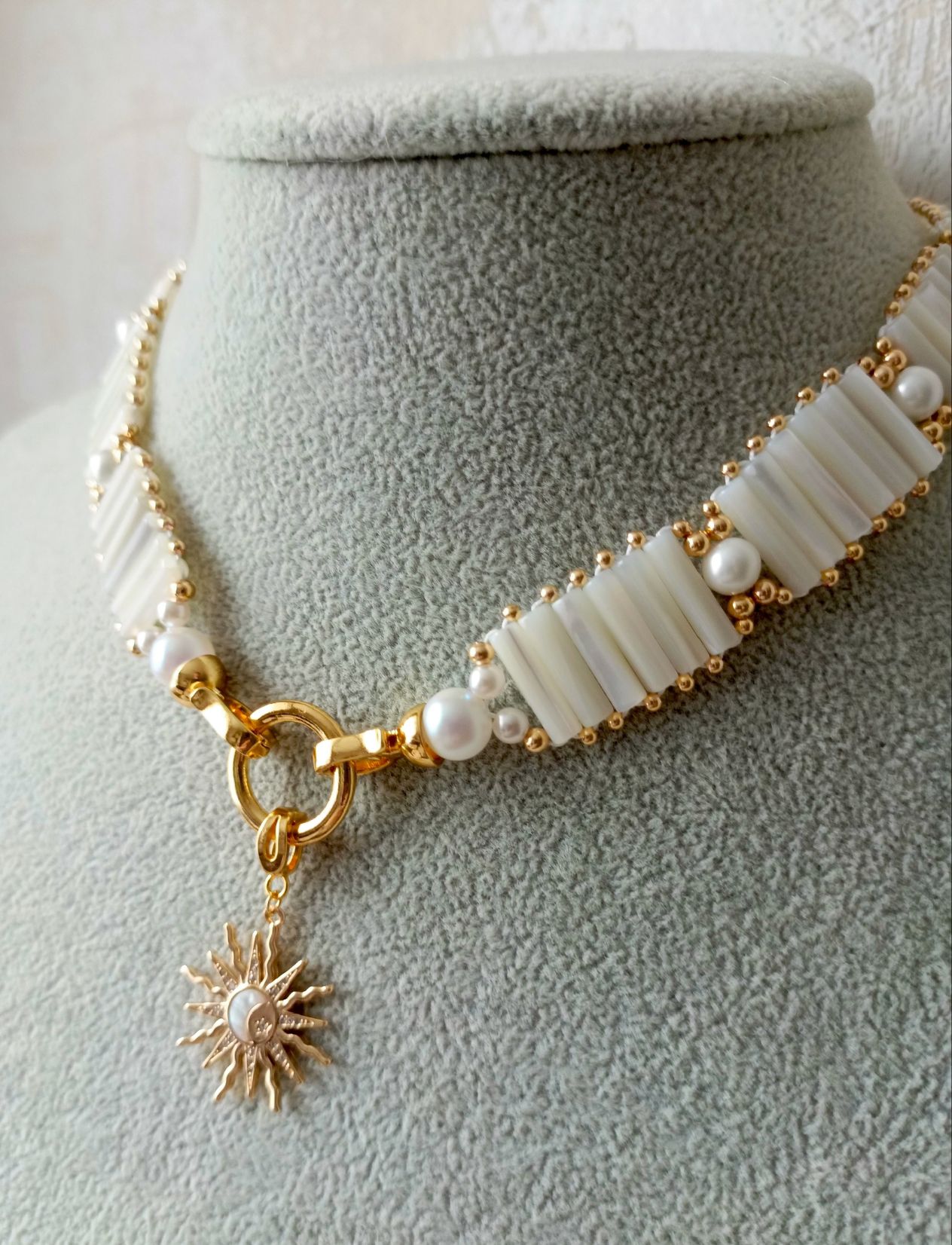 SC_1773584379286 "Перламутровое солнце" чокер — изображение 1