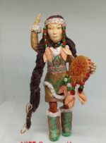 Ватная игрушка "Шаманка с бубном".