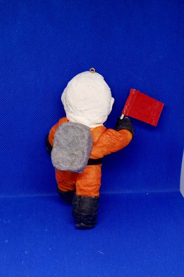 Ватная игрушка "Космонавт" — изображение 2