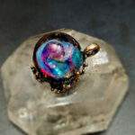 Кулон Вселенная Космическая гостья, муранское стекло, рубин