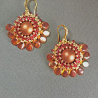 Серьги. Скарапея - украшения ручной работы из кристаллов и бисера.