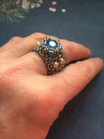 Браслет и кольцо. Скарапея - украшения ручной работы из кристаллов и бисера.