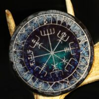 Рунный алтарь "Дыхание Севера"